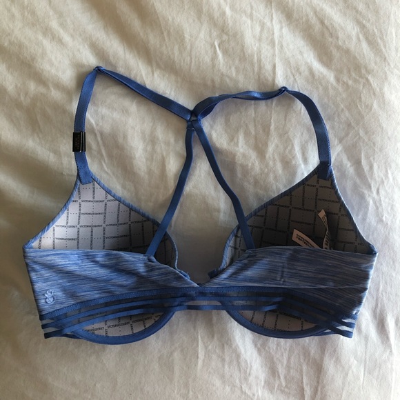 Victoria's Secret T-Shirt Bra - Picture 2 of 6